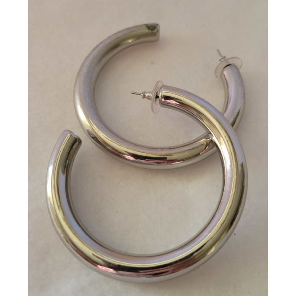Estate Chunky Hoop Pierced Earrings Silver Tone Metal Minimalist Fashion Jewelry